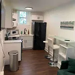 Modern Apt - Near Airport And Downtown